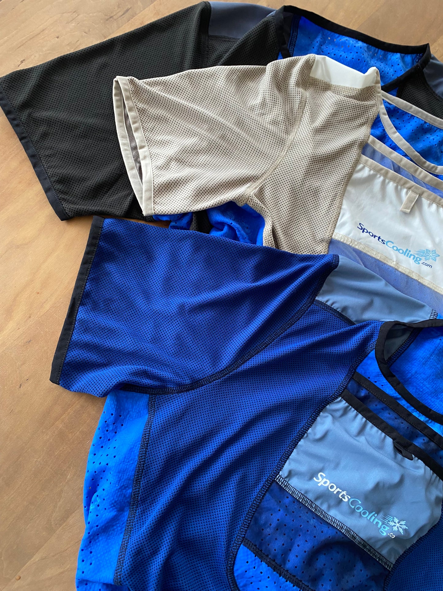 SportsCooling shirt (with short arm-sleeves)