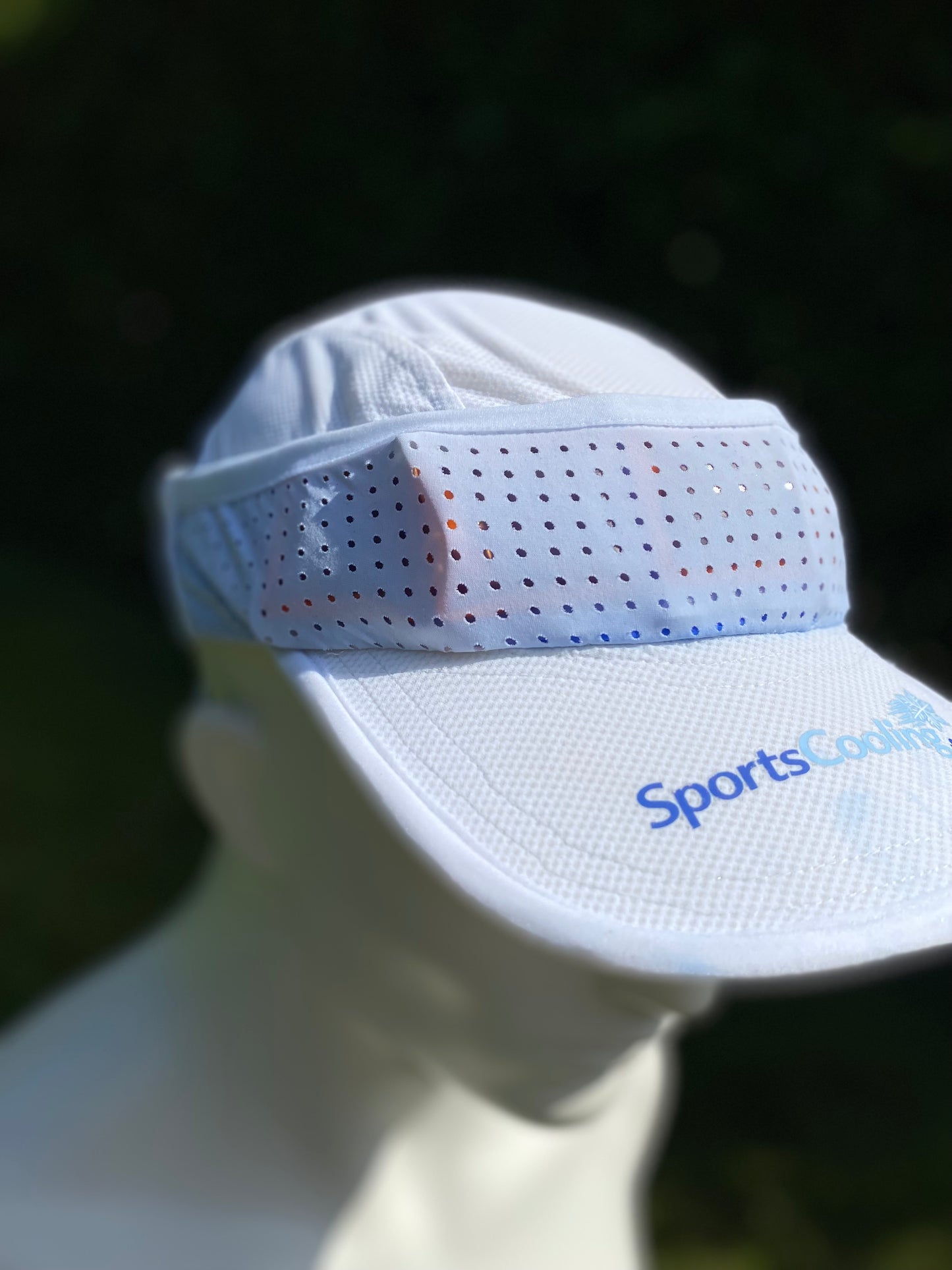 SportsCooling Cap + integrated neck-cooling + 4x insert 0ºC (32ºF) + 1x insert 6ºC (43ºF) + 1x insert 15ºC (59ºF)
